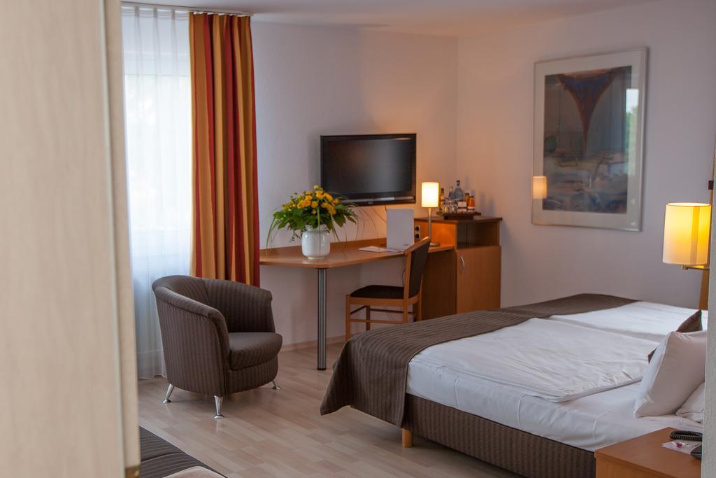Centro Hotel U-No1, Trademark Collection By Wyndham Гросбетлинген Экстерьер фото